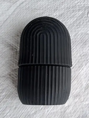 Face ice roller | Ice Roller For Face | Ice roller for face massager | Face Ice Treatment Reduce Face swelling and under eye puffiness (Black) ( black, Standard ).
